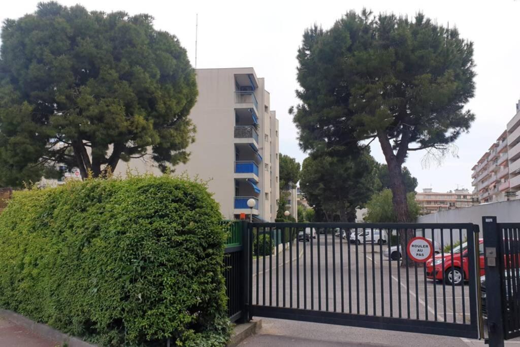 Aiguesmarines Appartement *